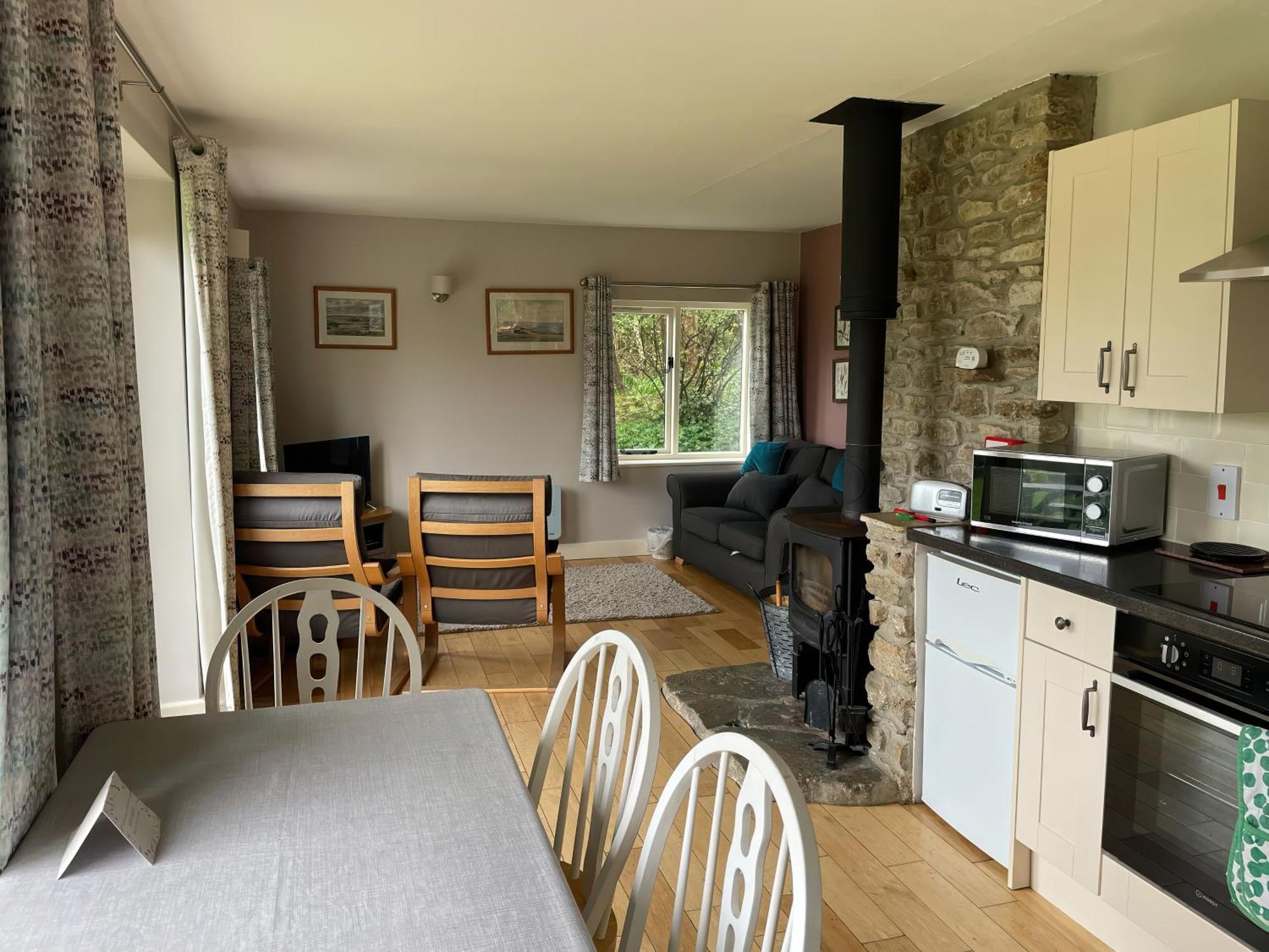 Whispering Pines Cottage Swyre Exteriör bild